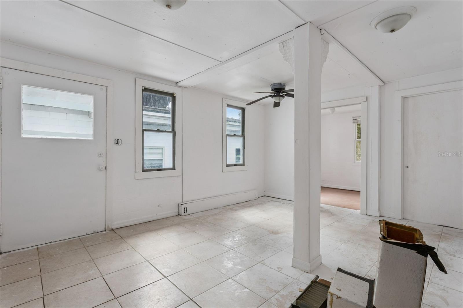 Image 26 of 38 For 212 Cassady Street