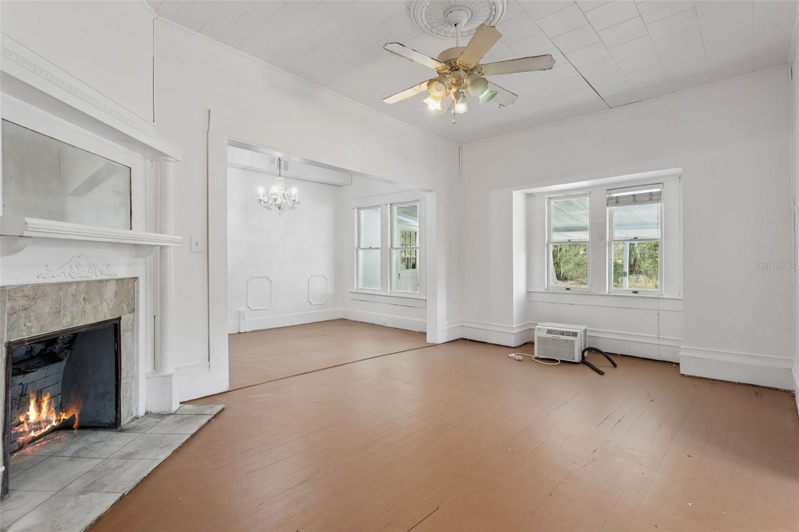 Image 6 of 38 For 212 Cassady Street