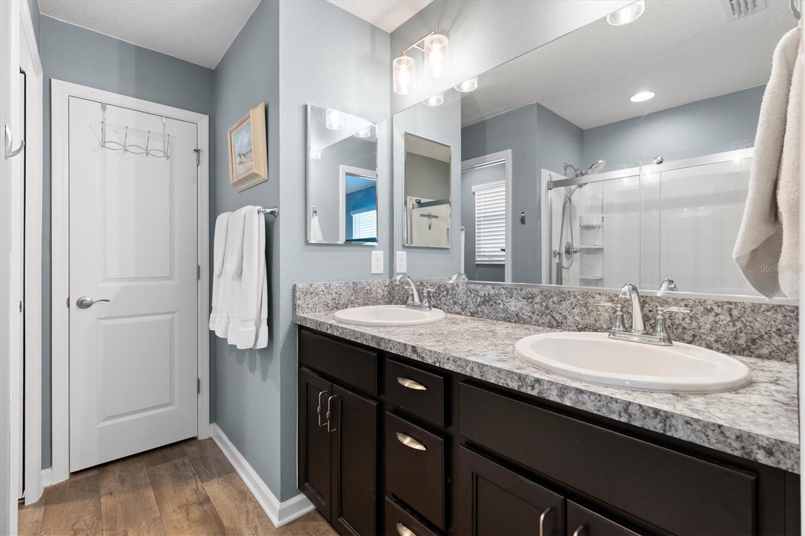 Image 18 of 34 For 6342 Whittle Court