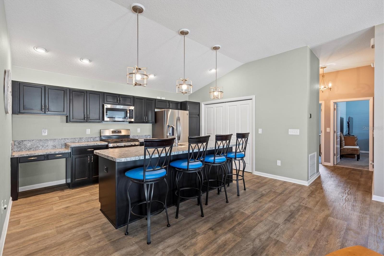 Image 9 of 34 For 6342 Whittle Court