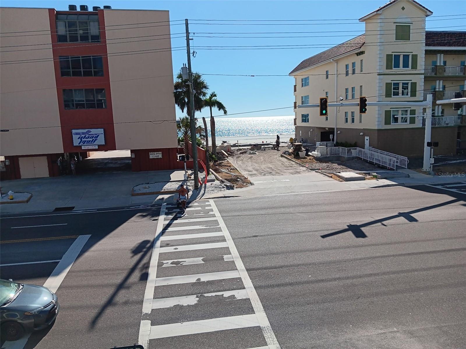 Image 13 of 13 For 13999 Gulf Boulevard 201