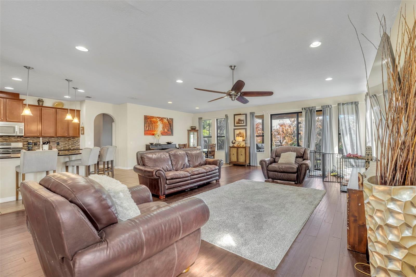 Image 21 of 40 For 4277 Bugle Street