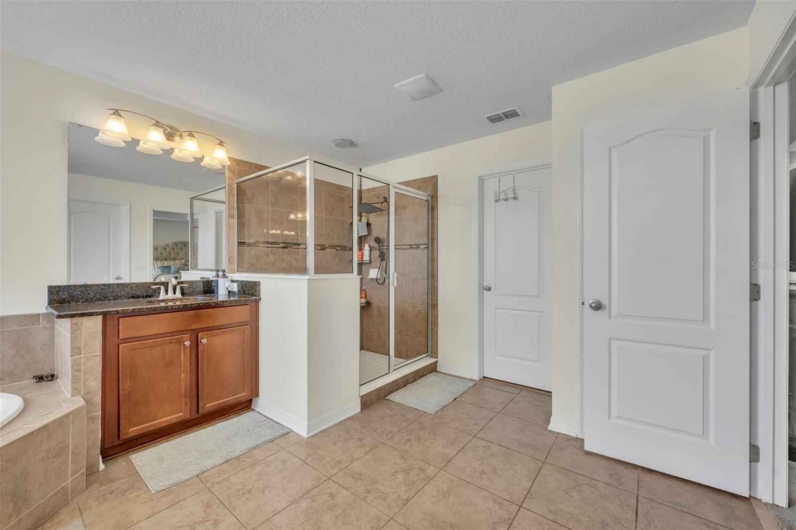 Image 26 of 40 For 4277 Bugle Street