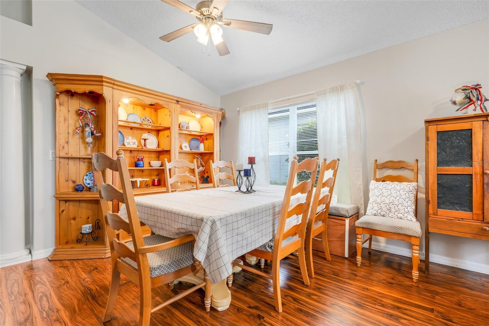 Image 18 of 55 For 17428 Woodfair Drive