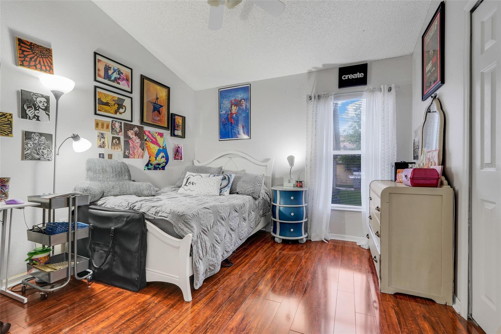 Image 34 of 55 For 17428 Woodfair Drive