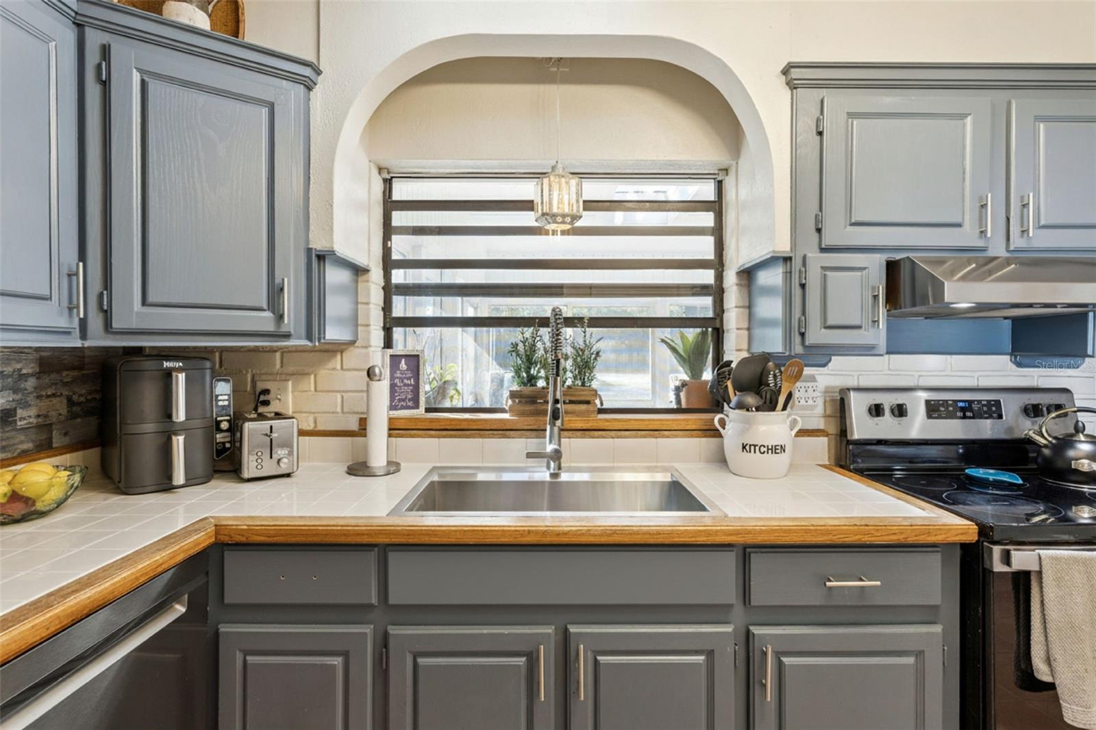 Image 16 of 67 For 790 Lake Sybelia Drive