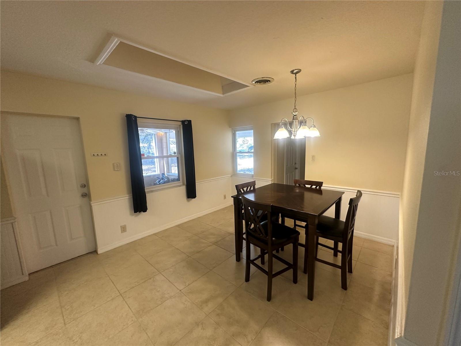 Image 5 of 17 For 5520 Ohio Avenue