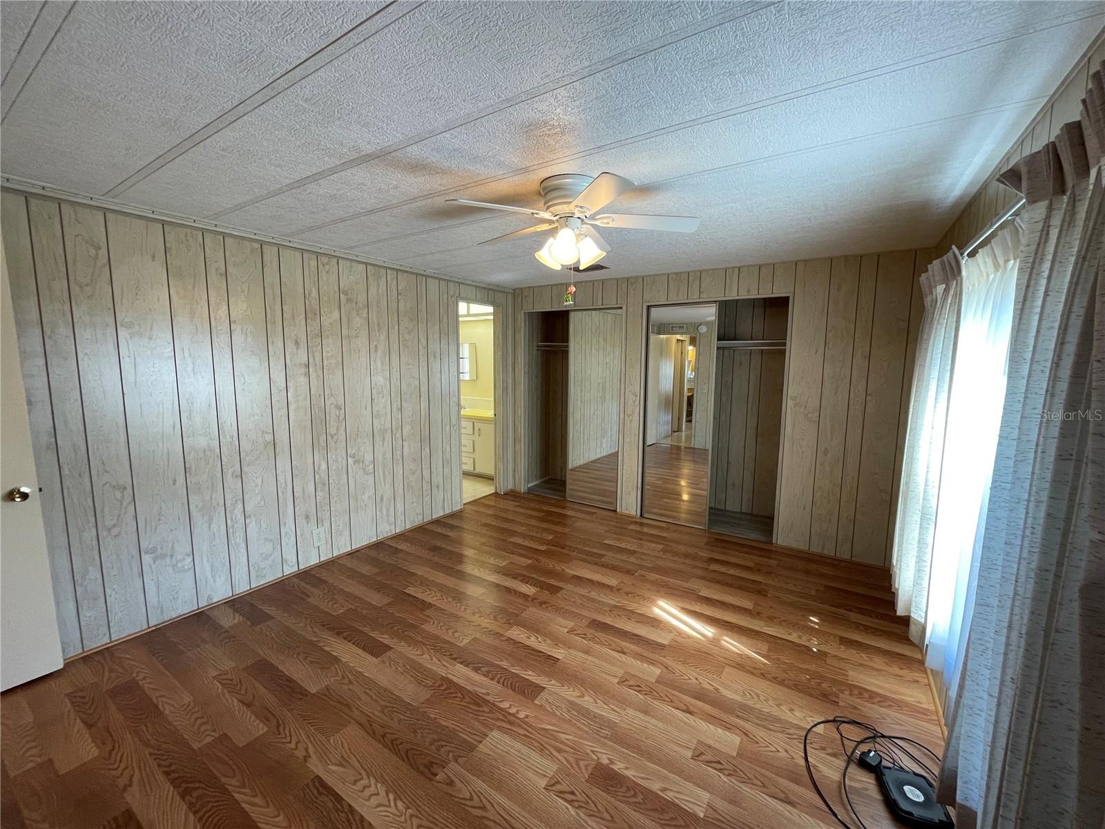 Image 17 of 30 For 3366 Evergreen Road 1701