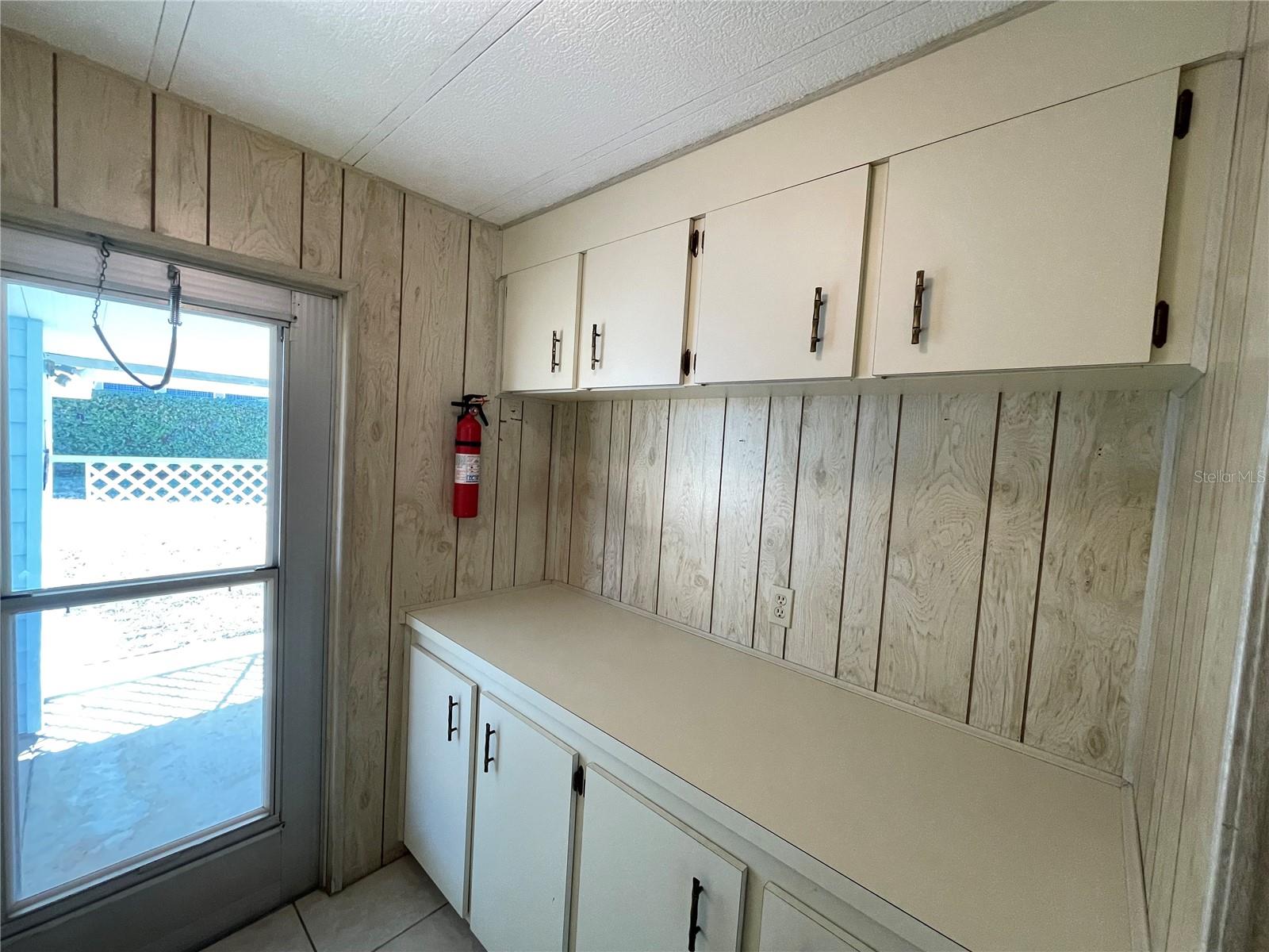 Image 24 of 30 For 3366 Evergreen Road 1701