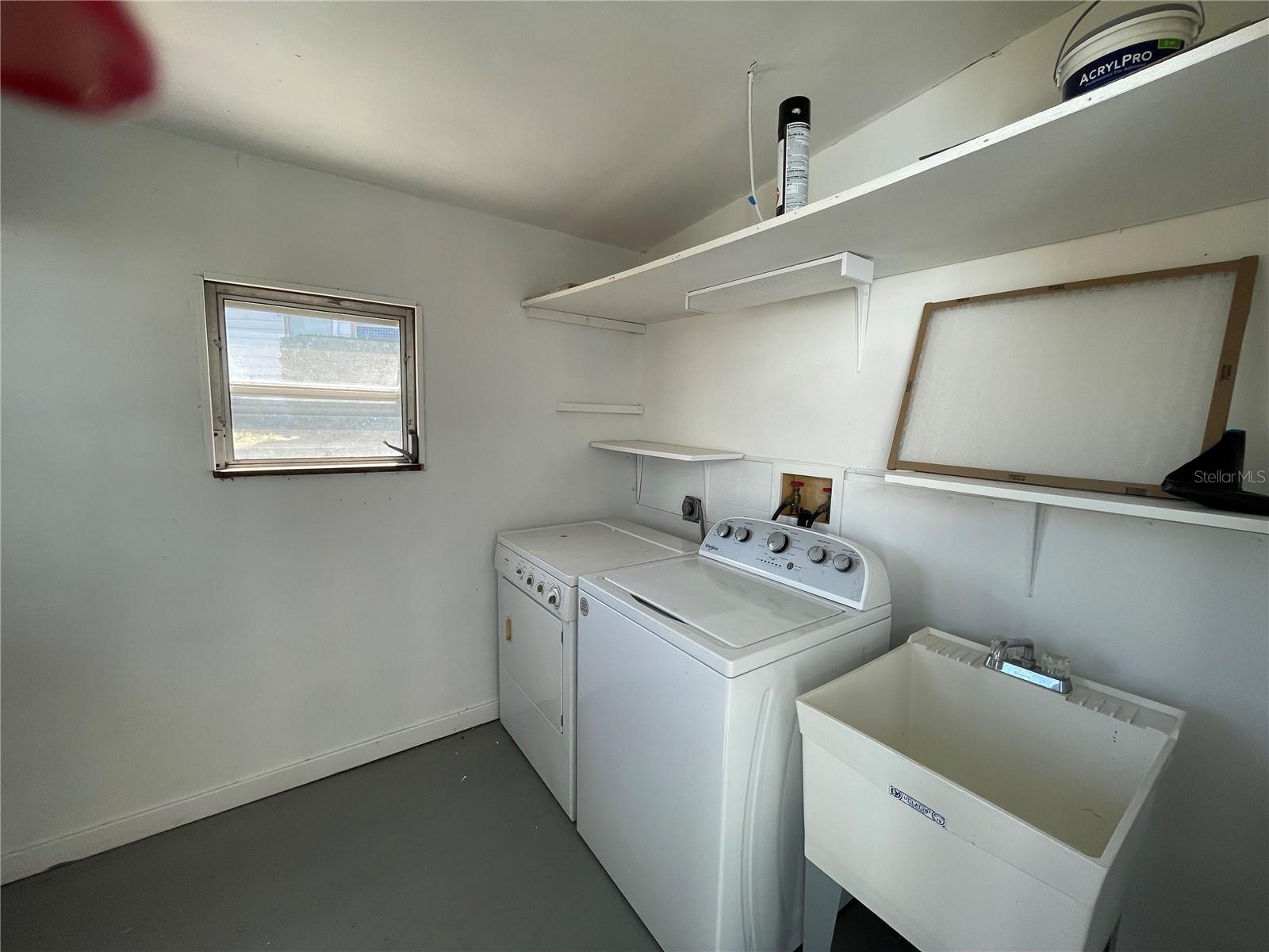 Image 26 of 30 For 3366 Evergreen Road 1701