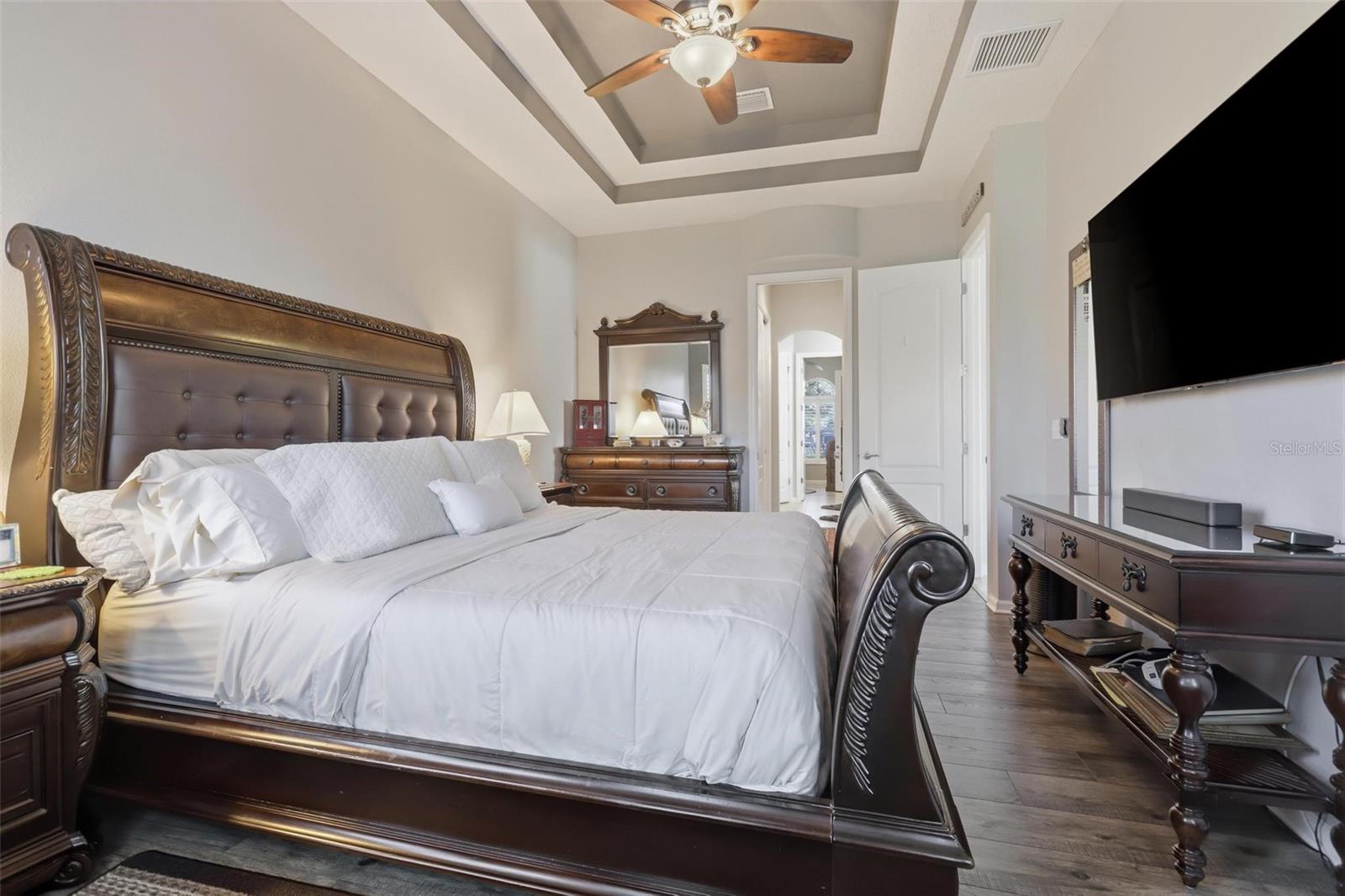 Image 17 of 33 For 676 Newhall Lane