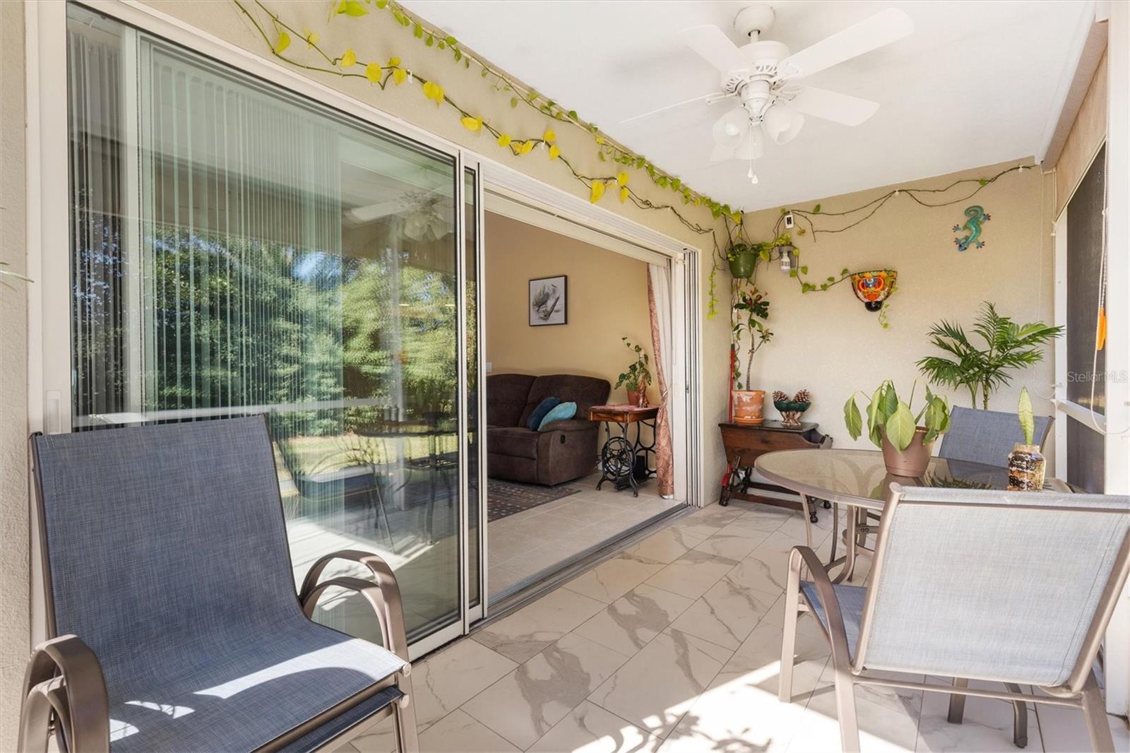 Image 25 of 37 For 5415 Admiral Way H5-102