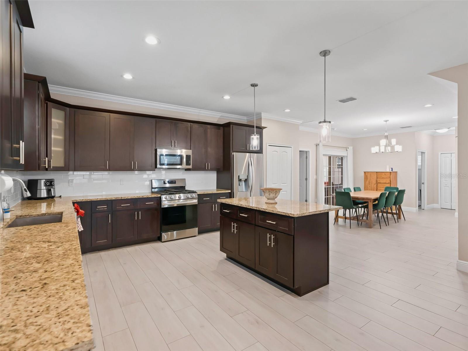 Image 13 of 61 For 12560 49th Drive