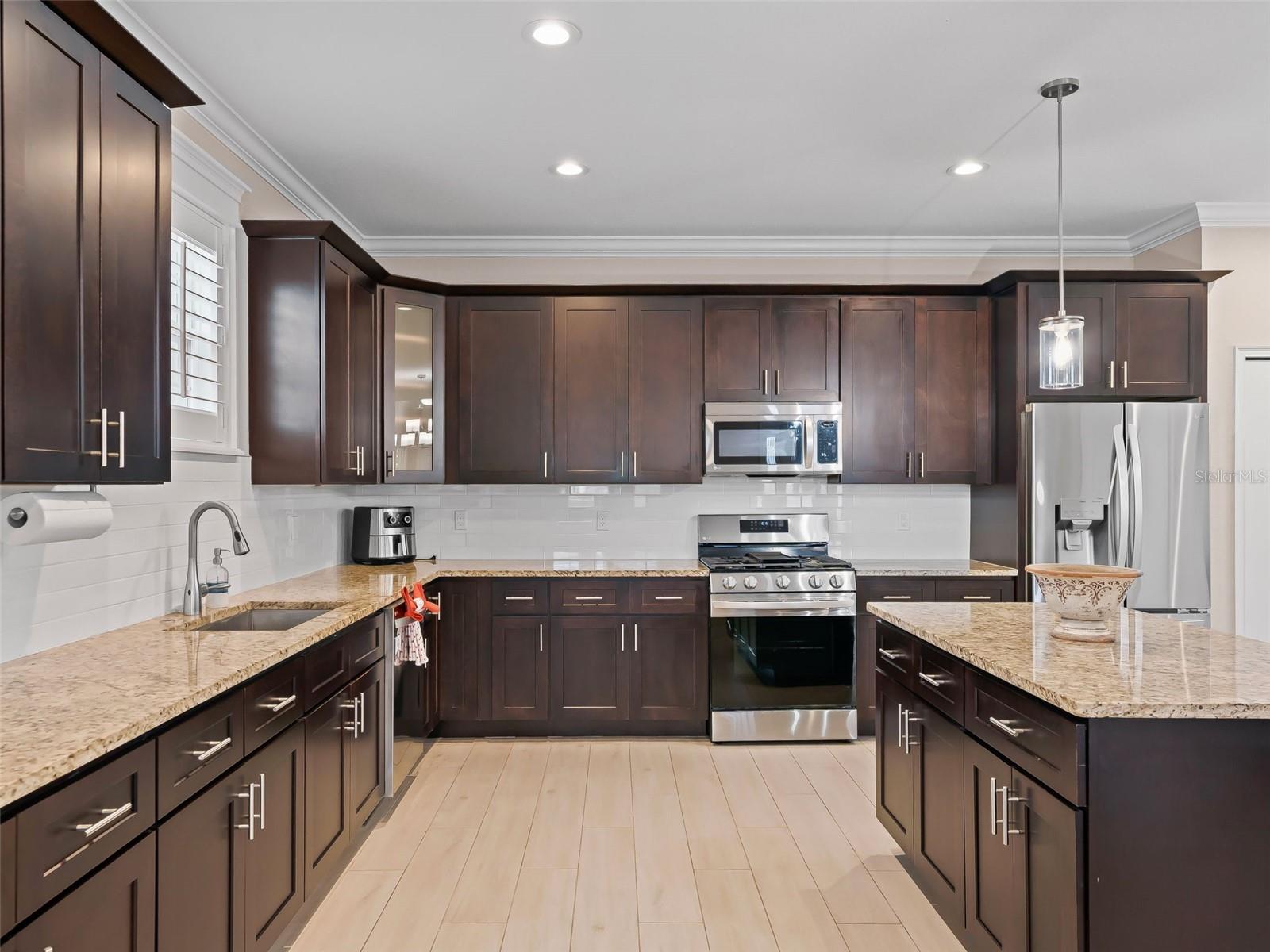 Image 14 of 61 For 12560 49th Drive