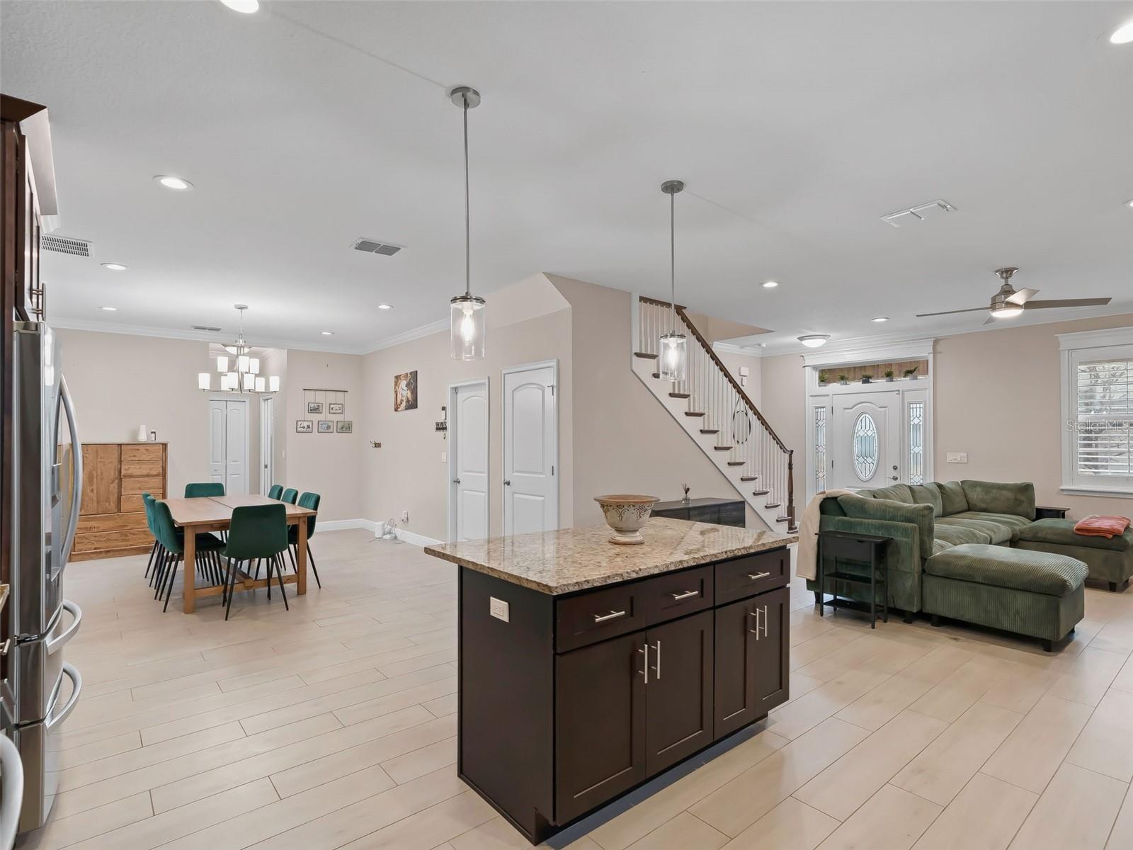 Image 15 of 61 For 12560 49th Drive