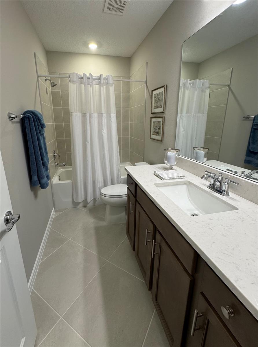 Image 14 of 22 For 8344 54th Loop