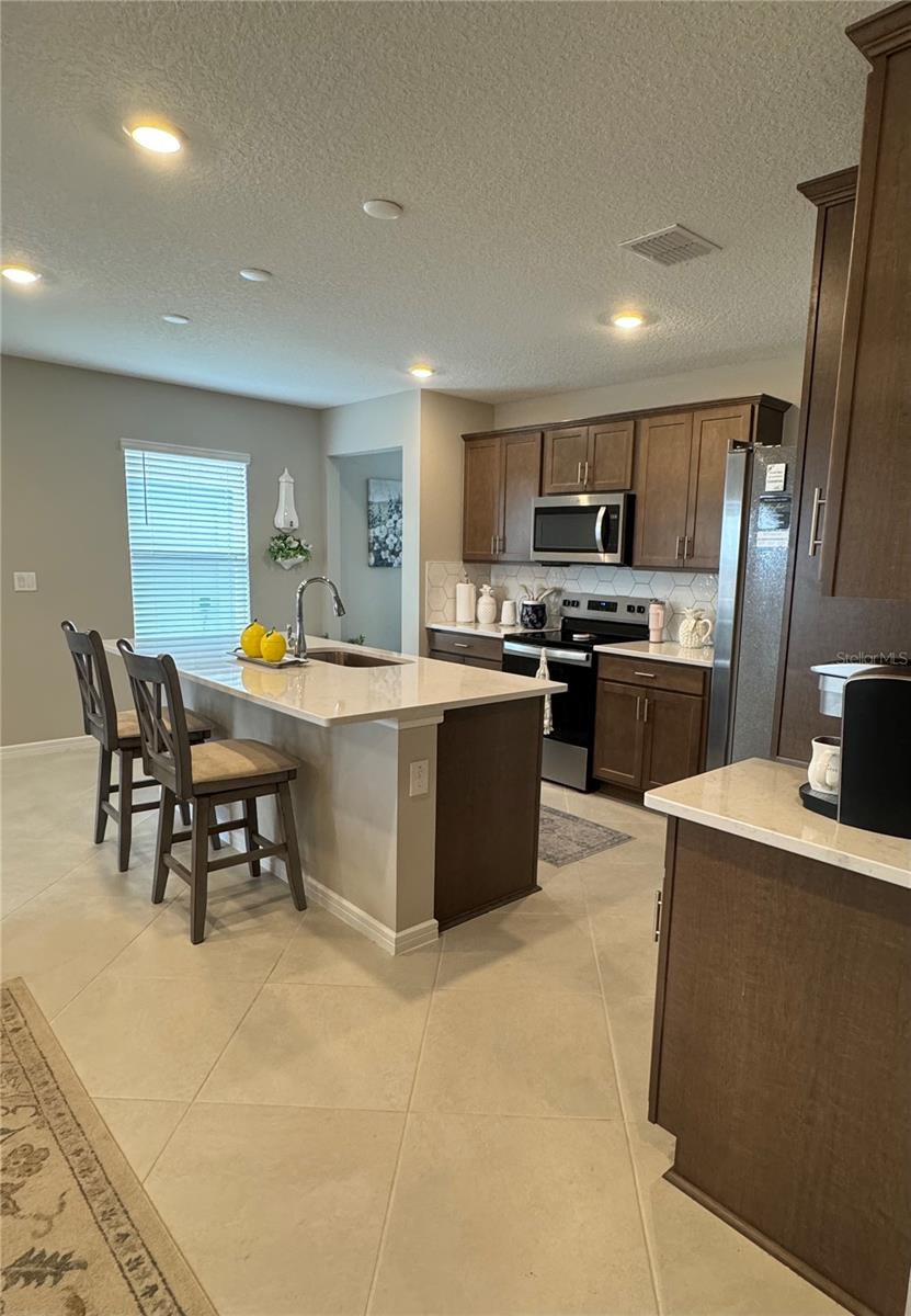 Image 5 of 22 For 8344 54th Loop