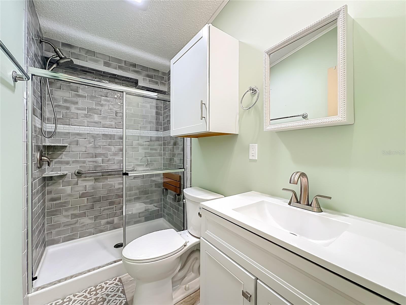 Image 29 of 69 For 698 Cindi Avenue