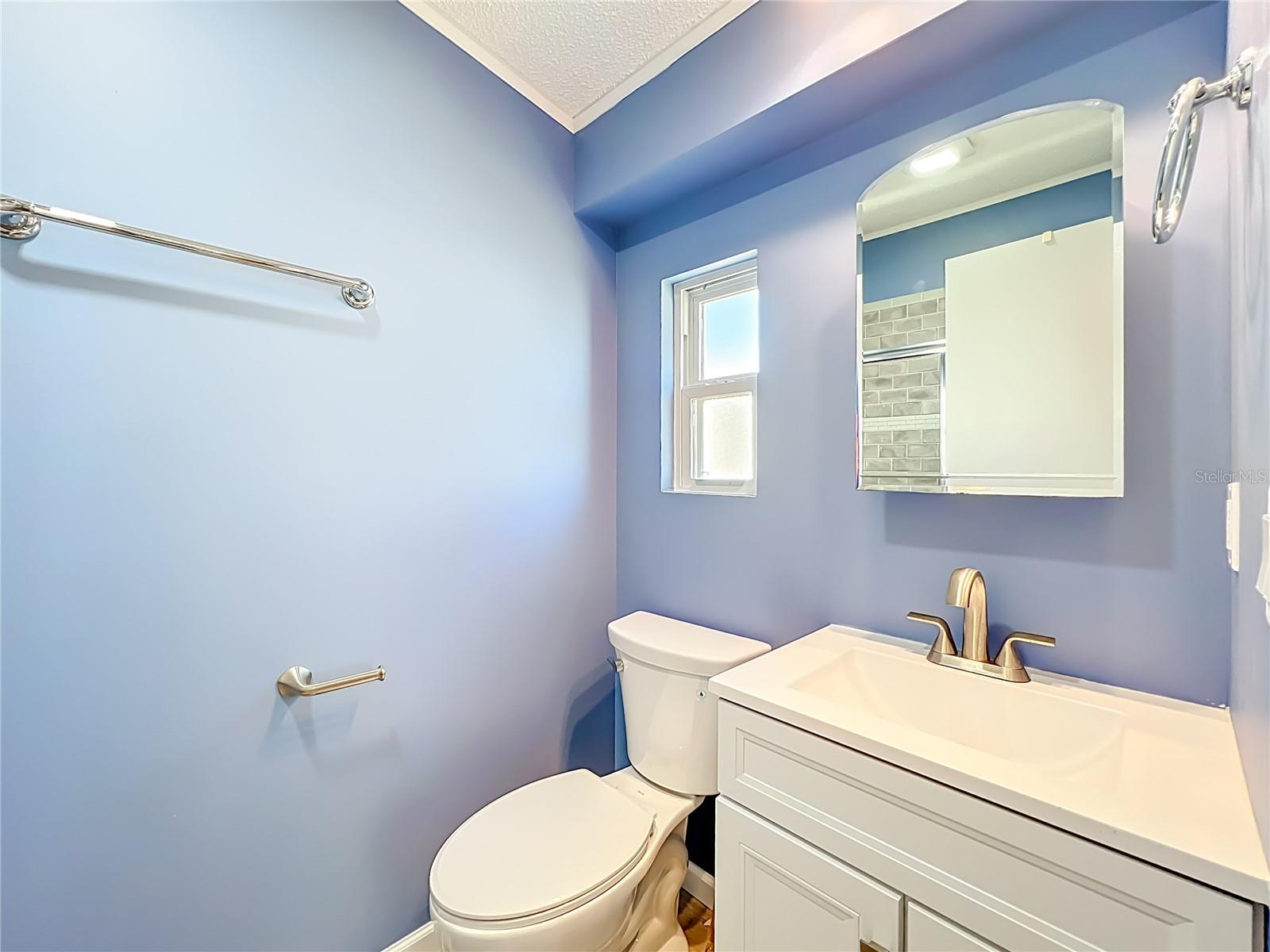 Image 35 of 69 For 698 Cindi Avenue