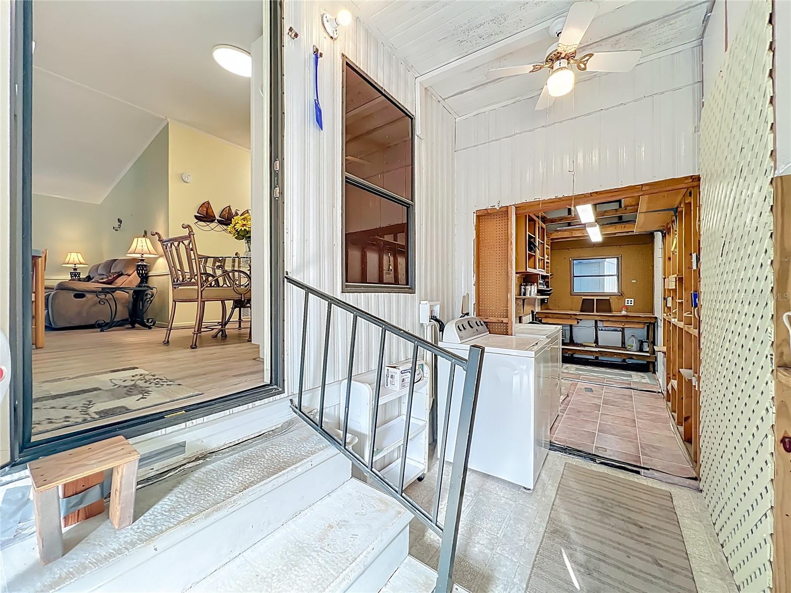 Image 38 of 69 For 698 Cindi Avenue