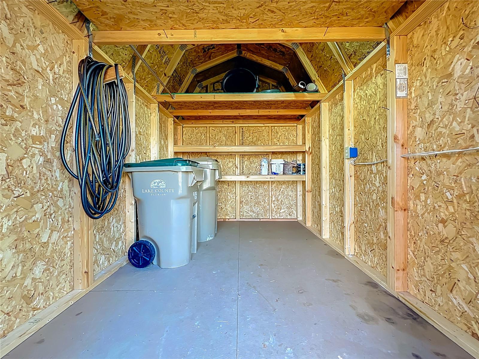 Image 46 of 69 For 698 Cindi Avenue