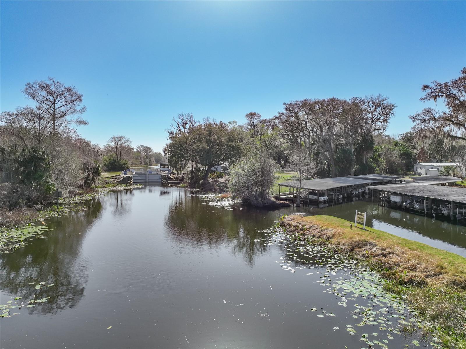 Image 51 of 69 For 698 Cindi Avenue