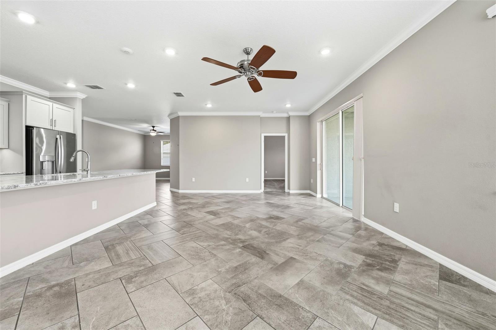 Image 20 of 42 For 7924 85th Loop