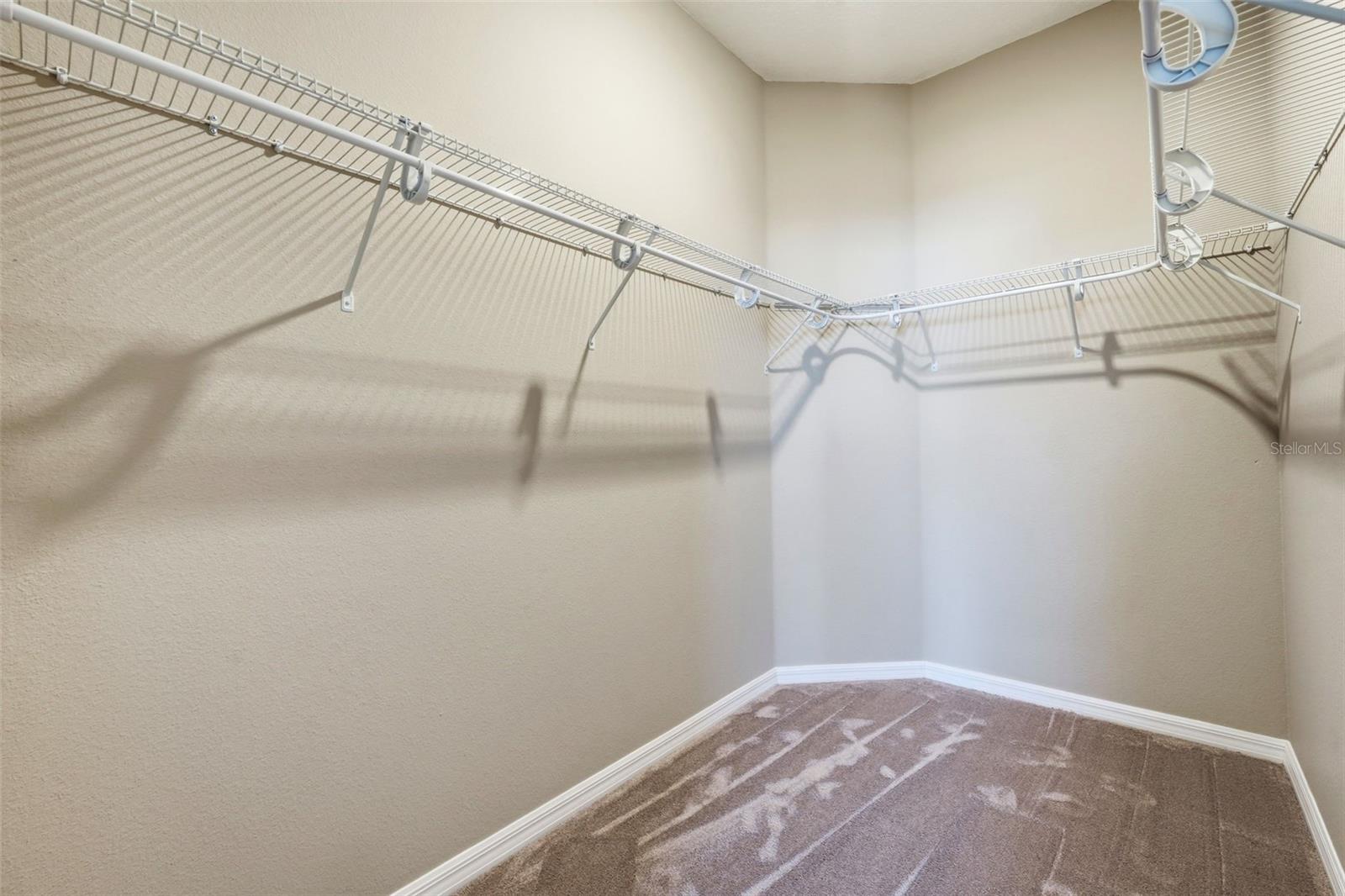 Image 23 of 42 For 7924 85th Loop