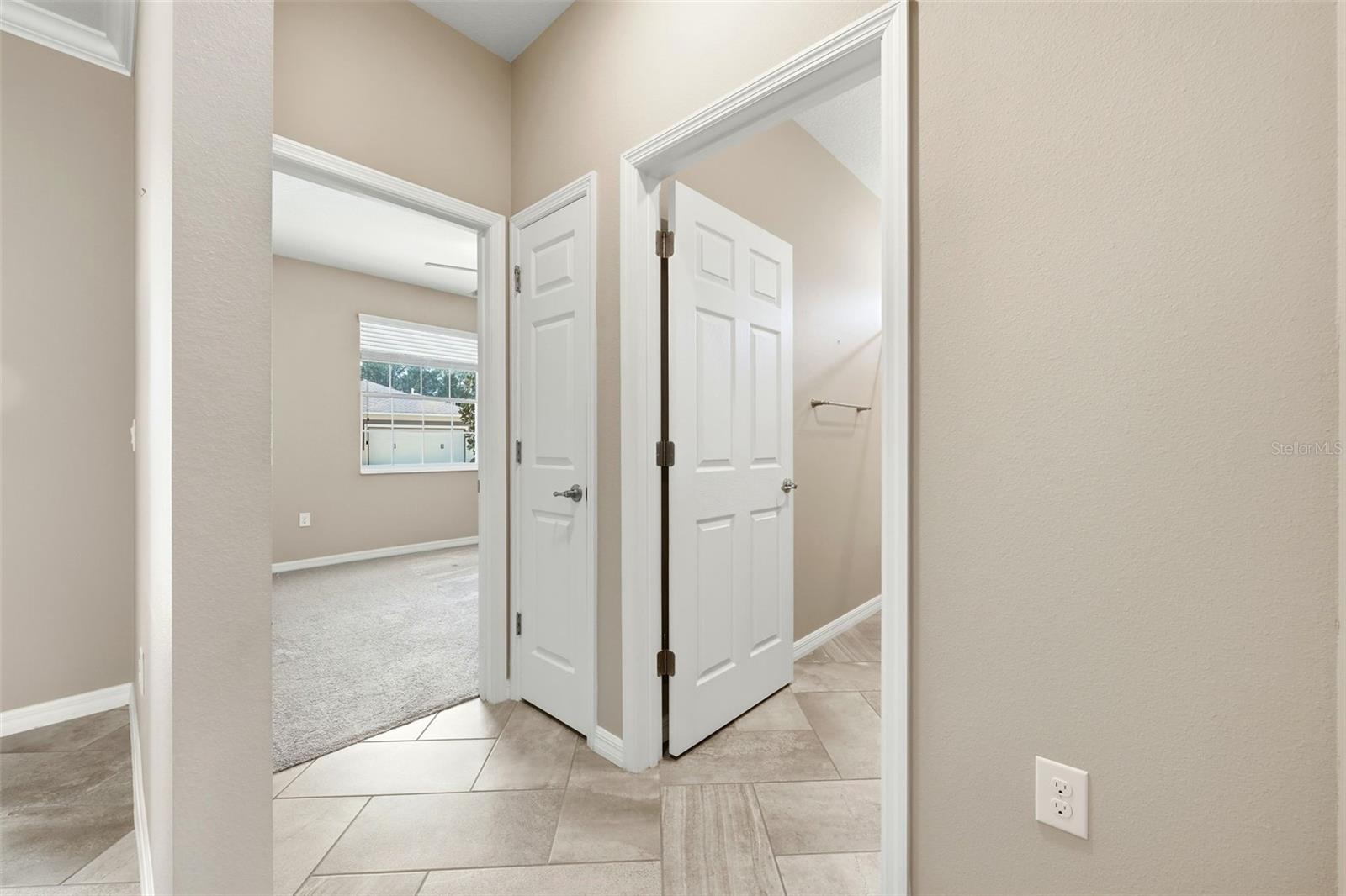 Image 28 of 42 For 7924 85th Loop