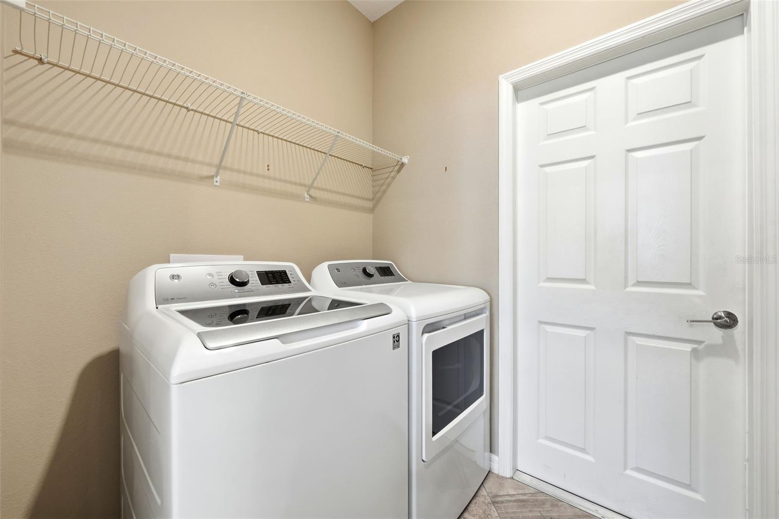 Image 34 of 42 For 7924 85th Loop