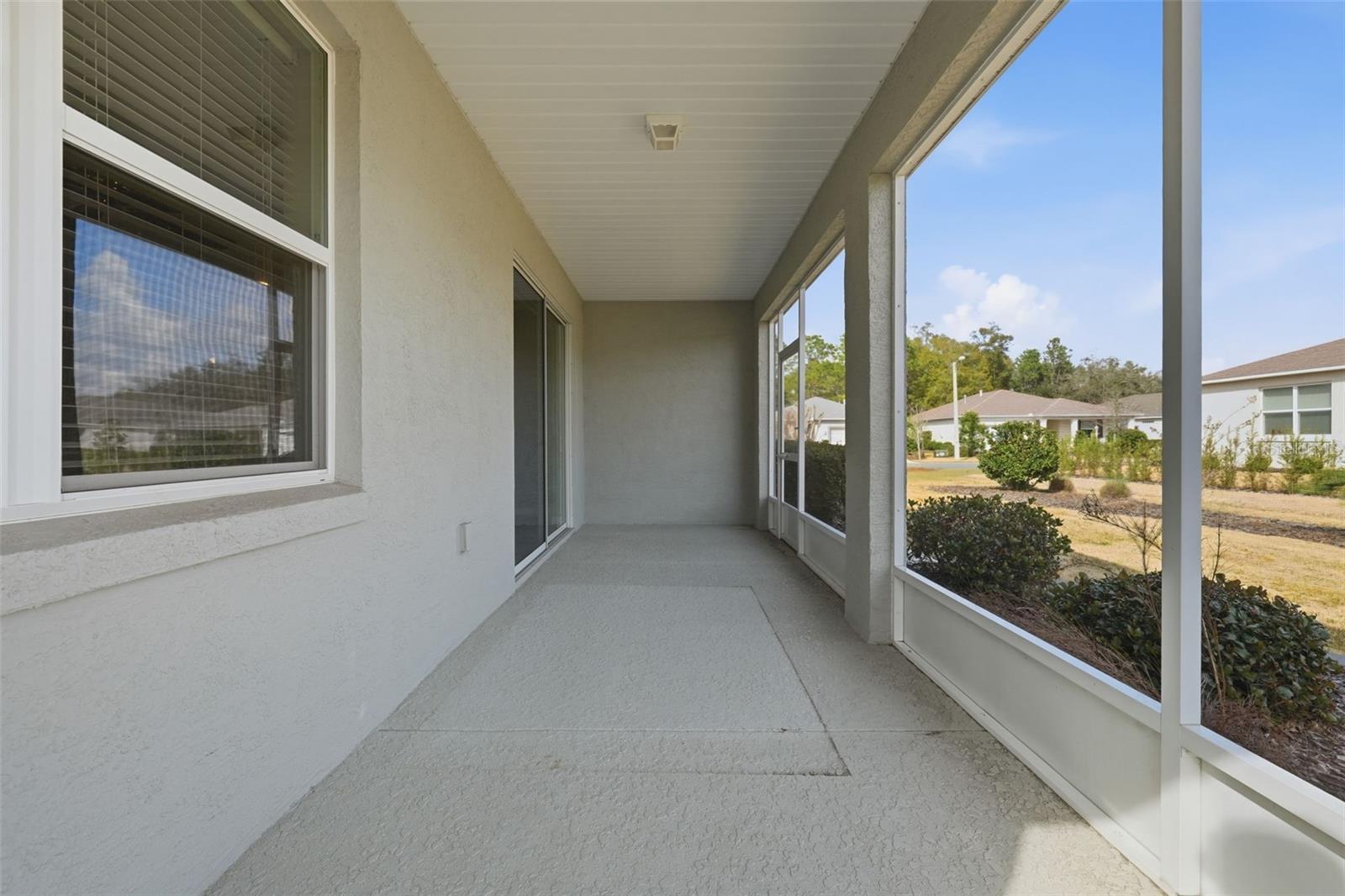 Image 37 of 42 For 7924 85th Loop