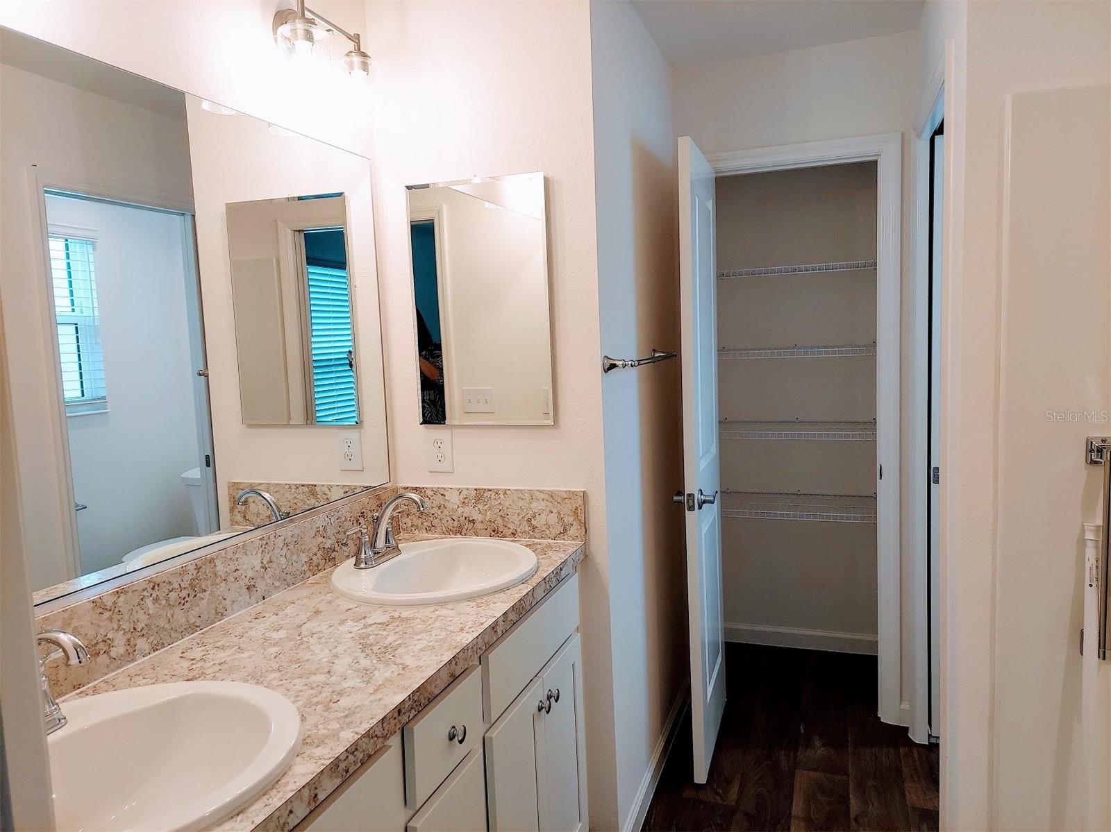 Image 16 of 26 For 3263 Sherfinski Avenue