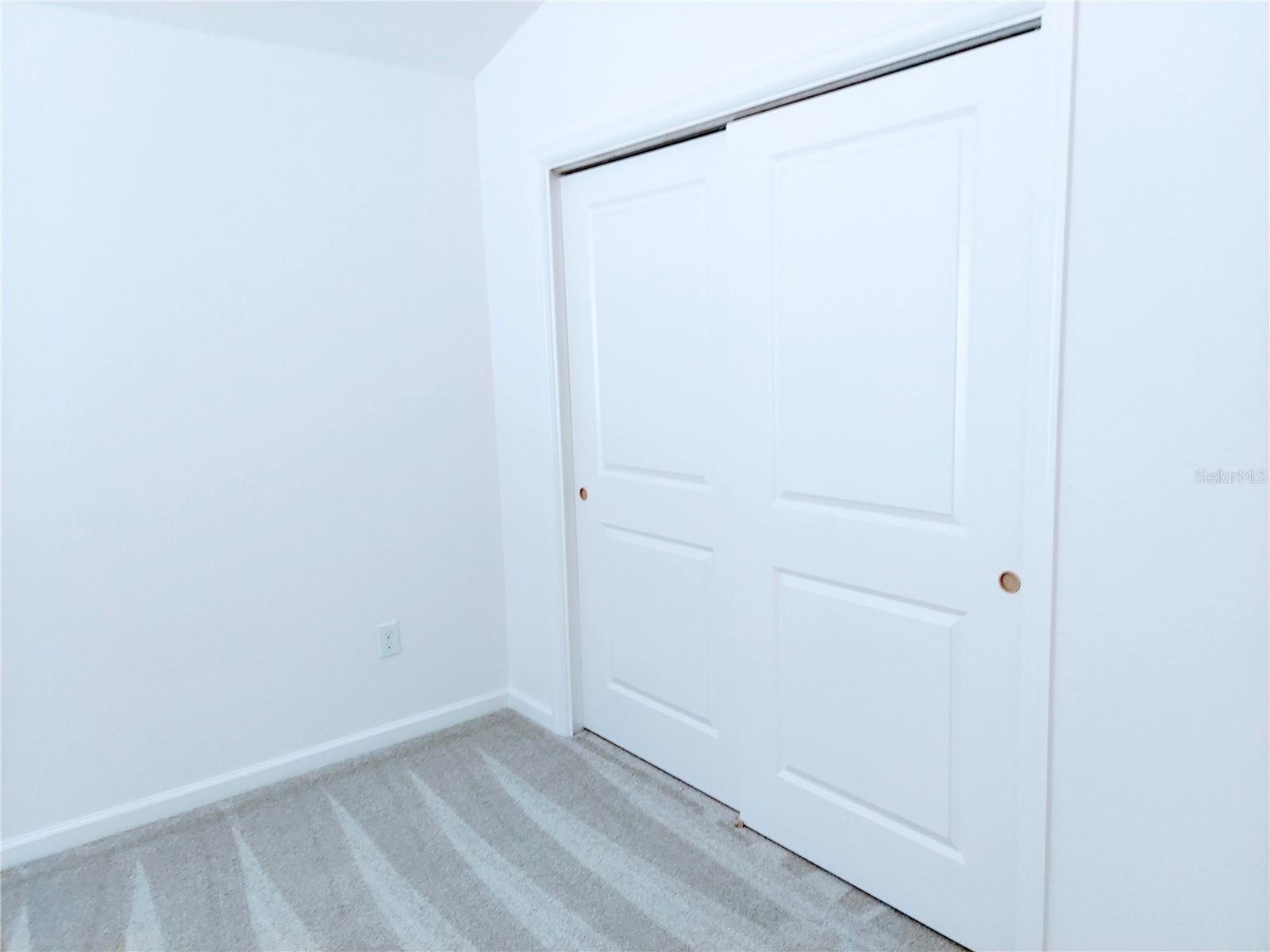 Image 18 of 26 For 3263 Sherfinski Avenue