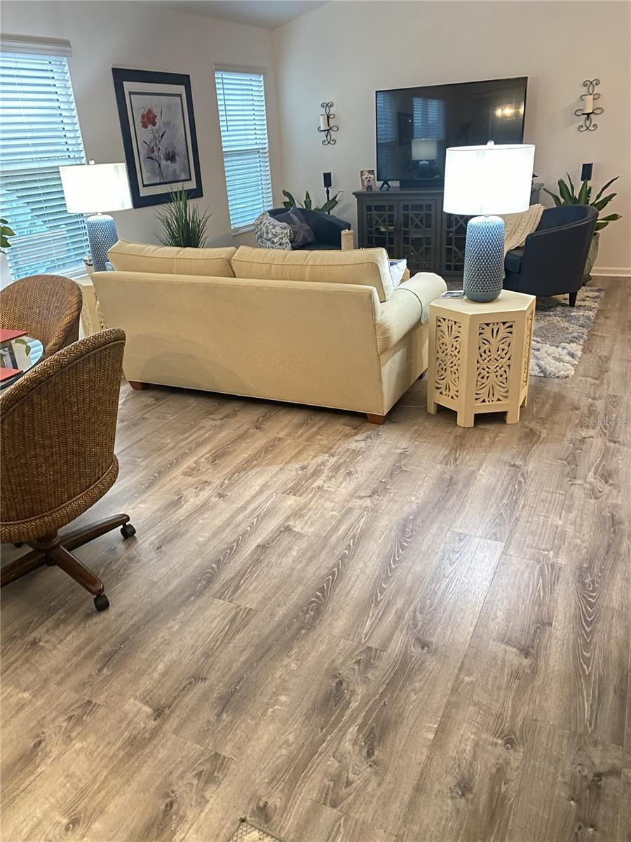 Image 21 of 26 For 3263 Sherfinski Avenue