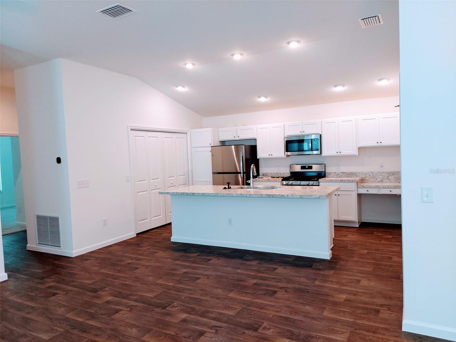 Image 8 of 26 For 3263 Sherfinski Avenue