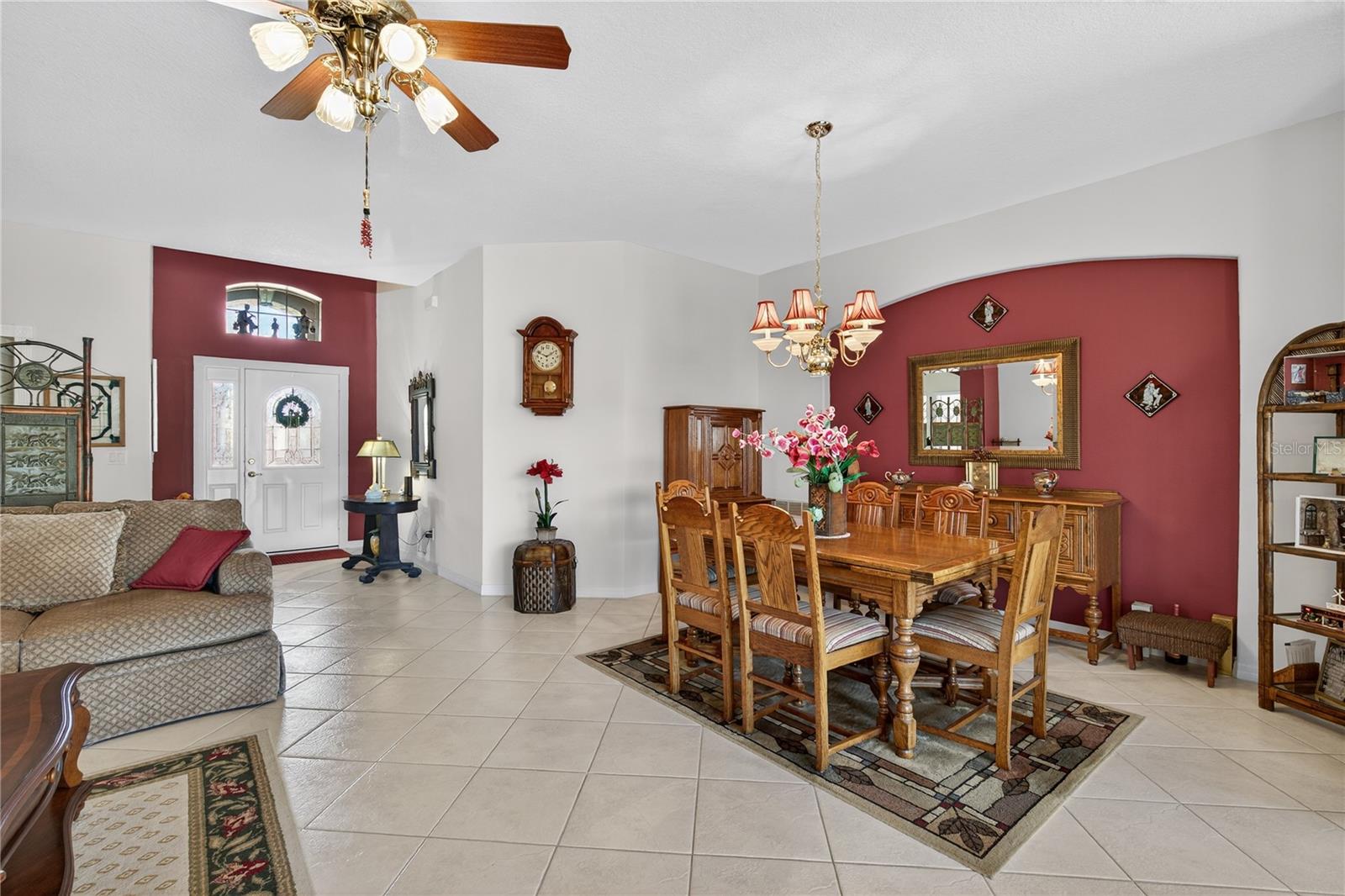 Image 20 of 67 For 2219 Caxton  