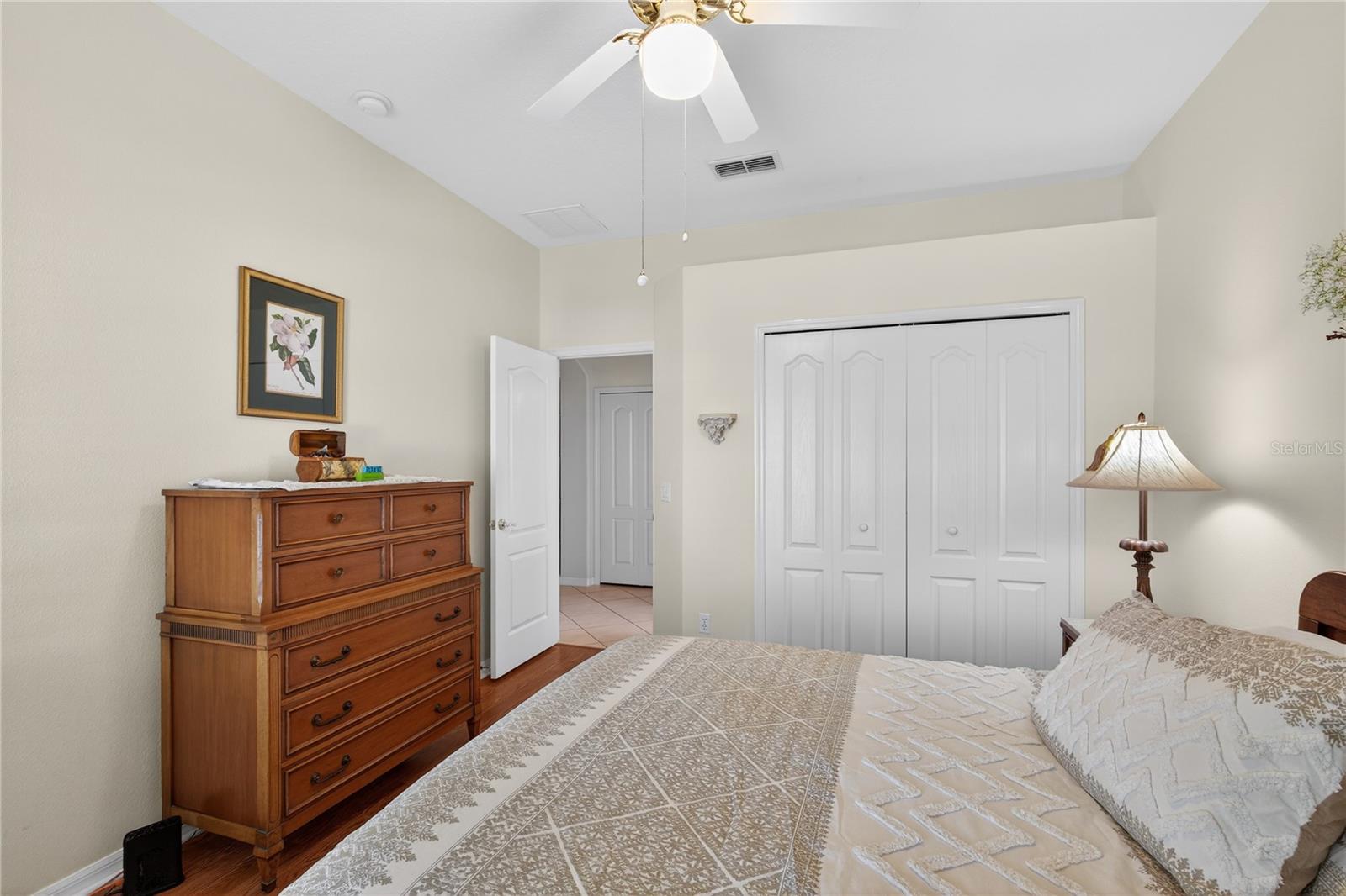 Image 34 of 67 For 2219 Caxton  