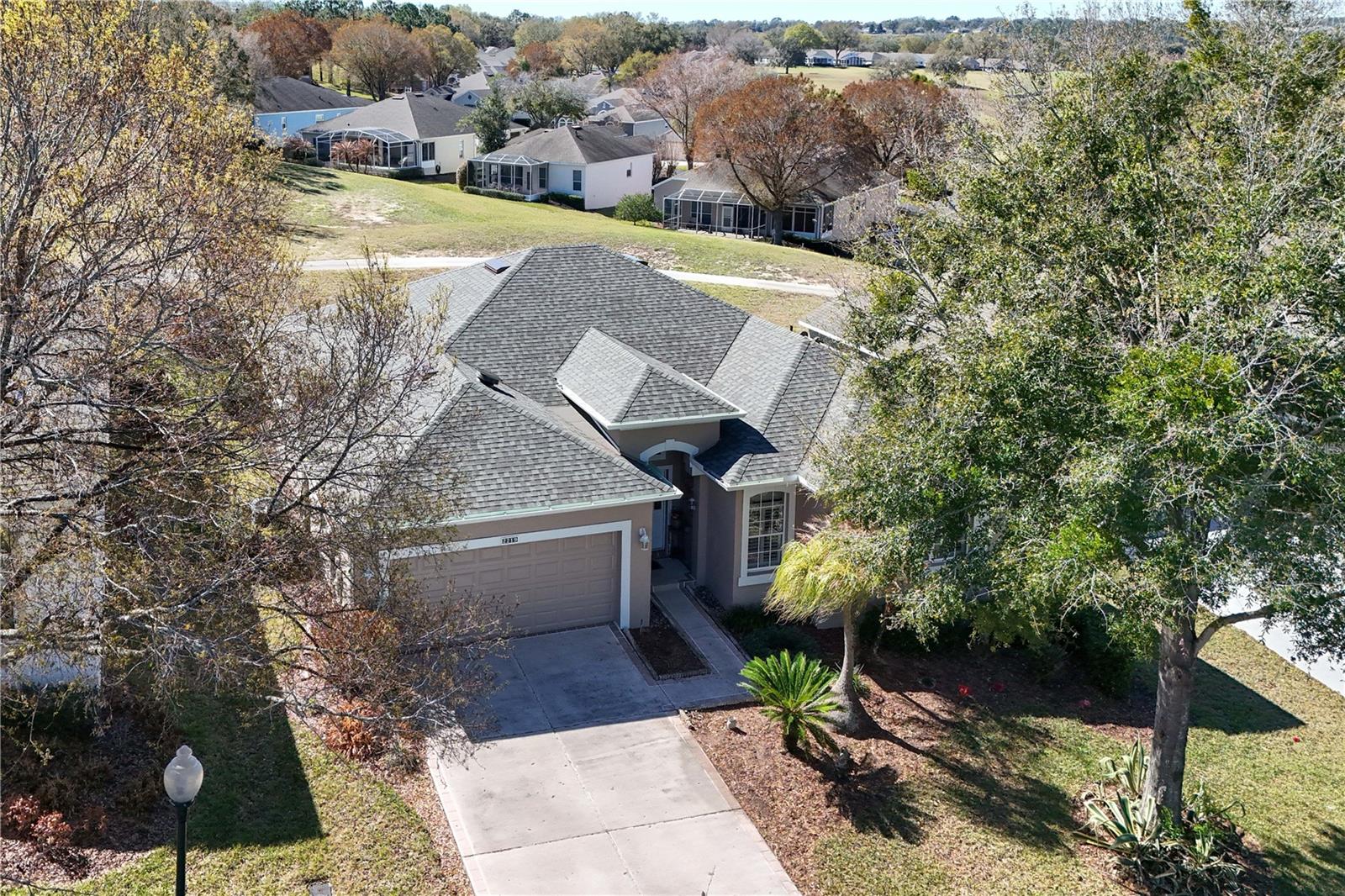 Image 47 of 67 For 2219 Caxton  