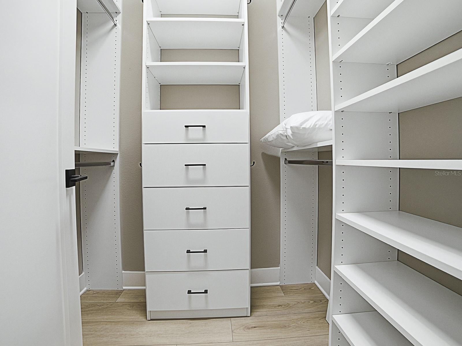 Image 32 of 70 For 7704 Brian Etheredge Way