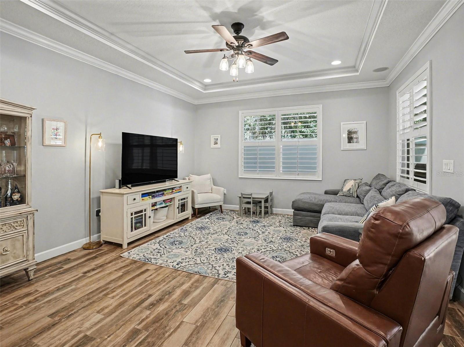 Image 5 of 33 For 830 Brutus Terrace