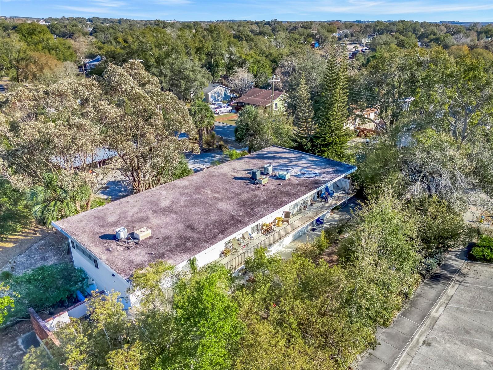 Image 18 of 26 For 791 Lake Avenue