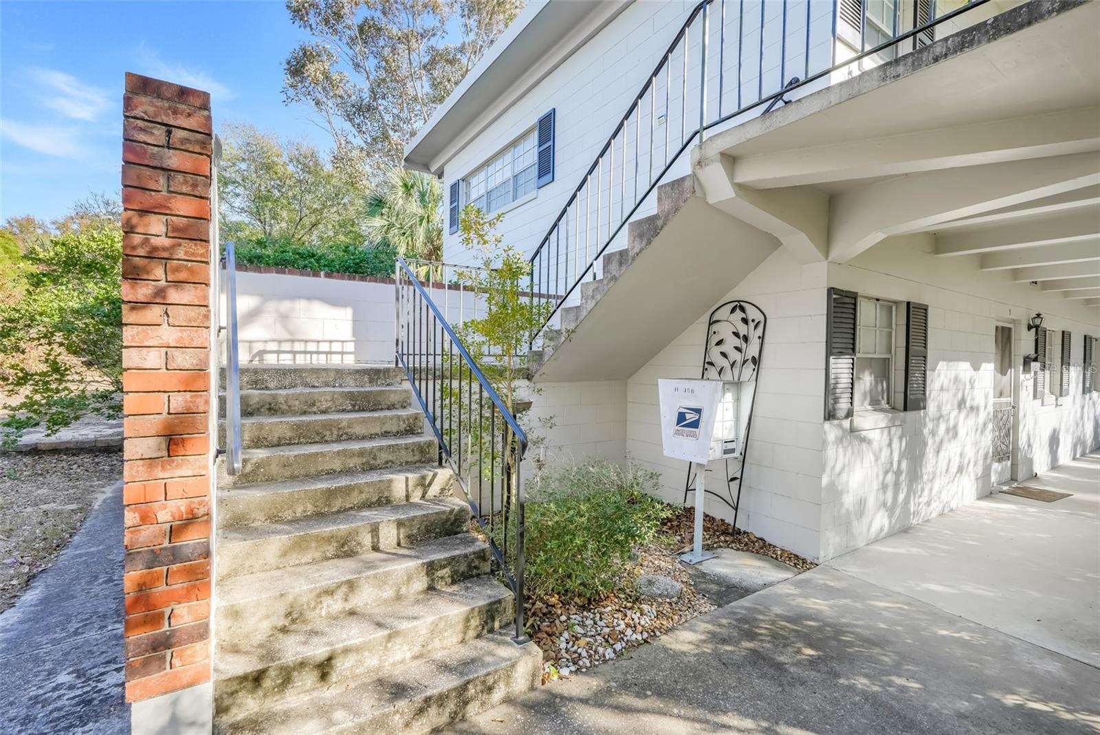 Image 7 of 26 For 791 Lake Avenue