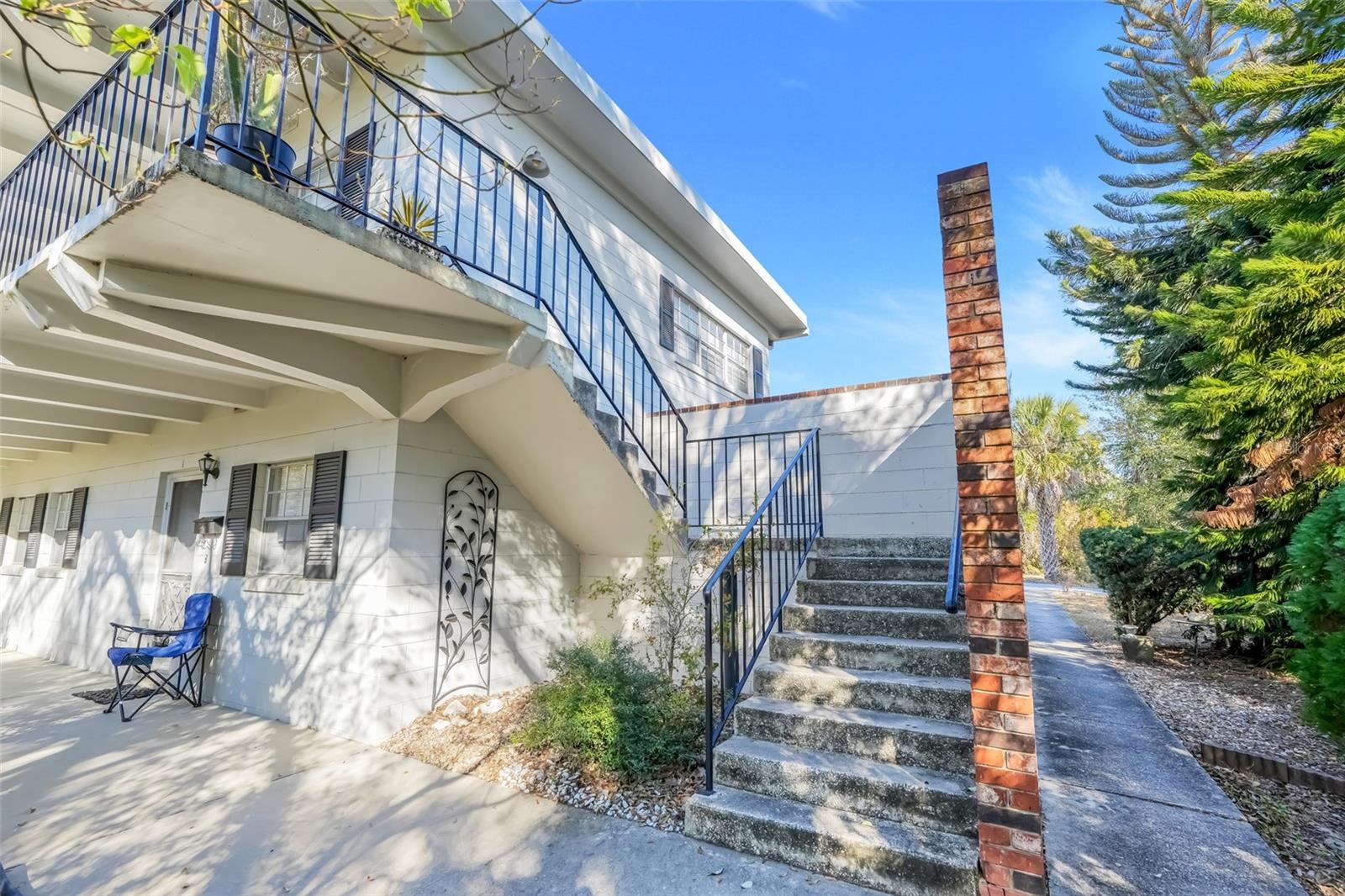 Image 9 of 26 For 791 Lake Avenue