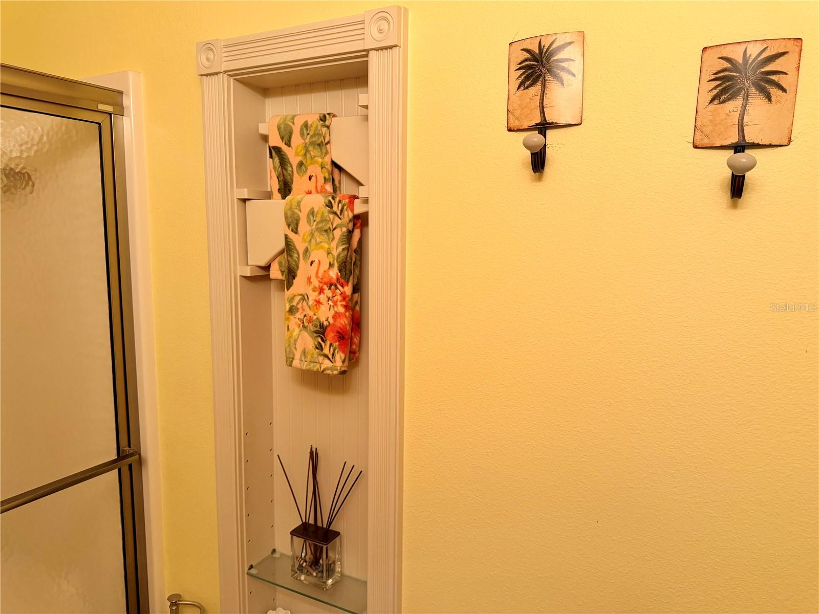 Image 21 of 40 For 9564 47th Way