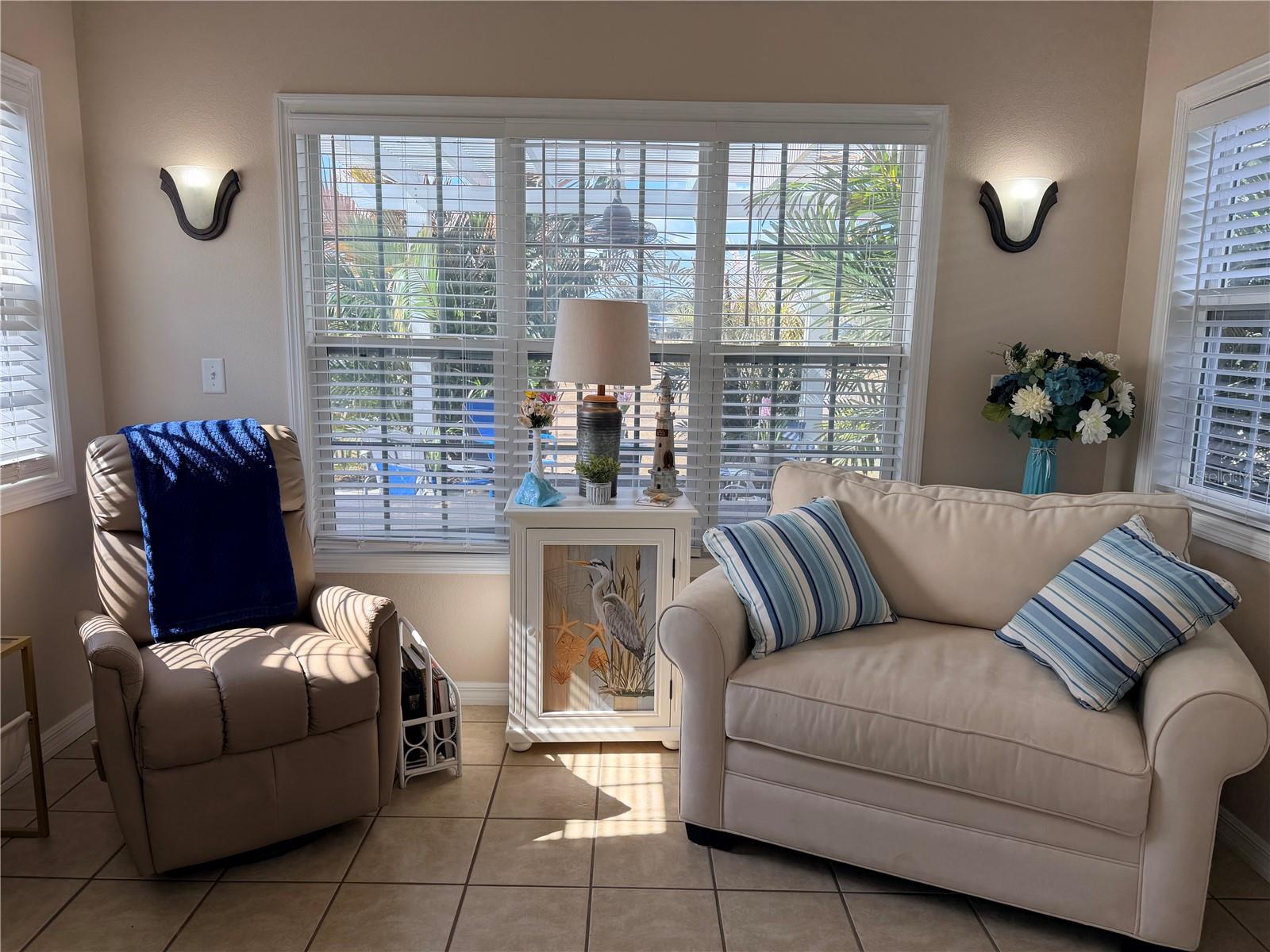 Image 9 of 32 For 9486 47th Way