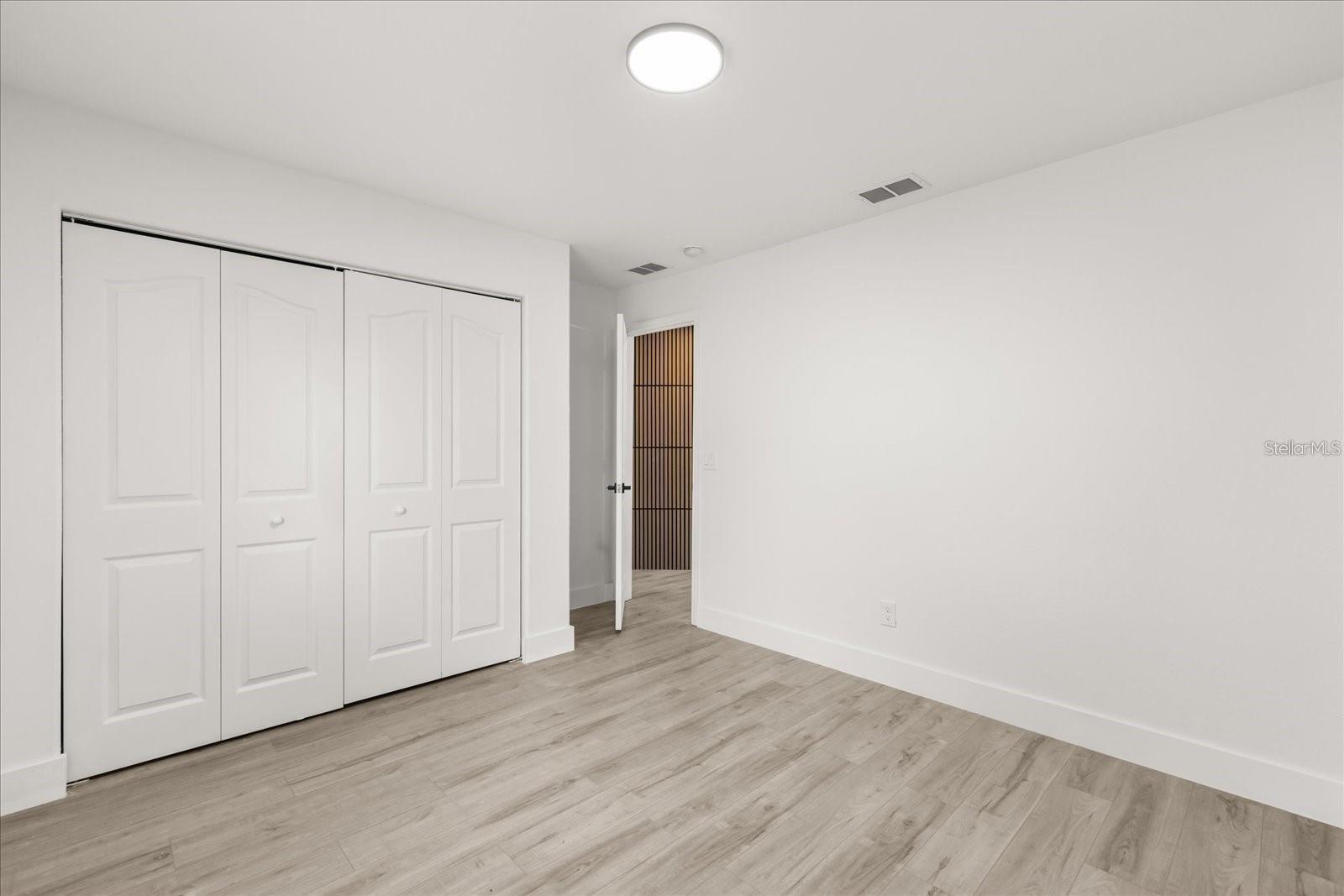 Image 23 of 44 For 6027 98th Street Road