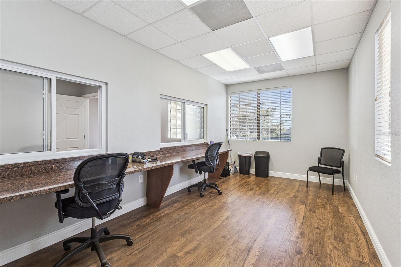 Image 6 of 27 For 235 Hatteras Avenue 100