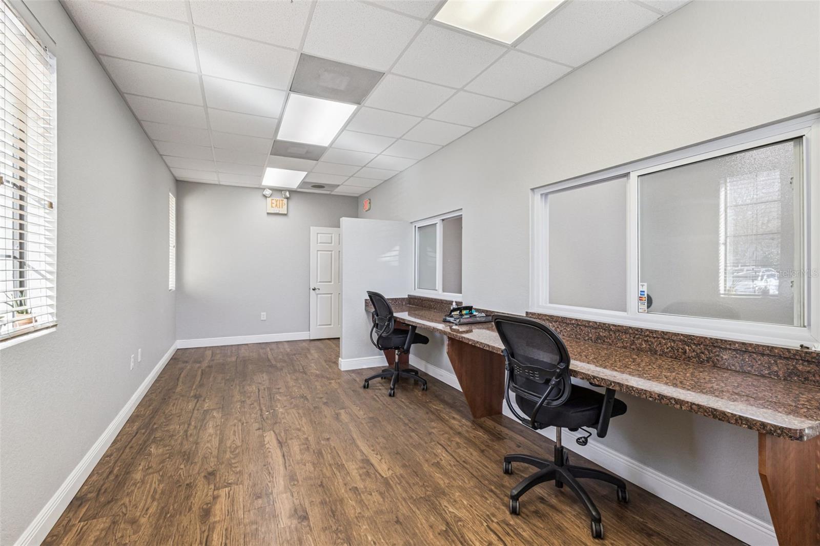 Image 7 of 27 For 235 Hatteras Avenue 100