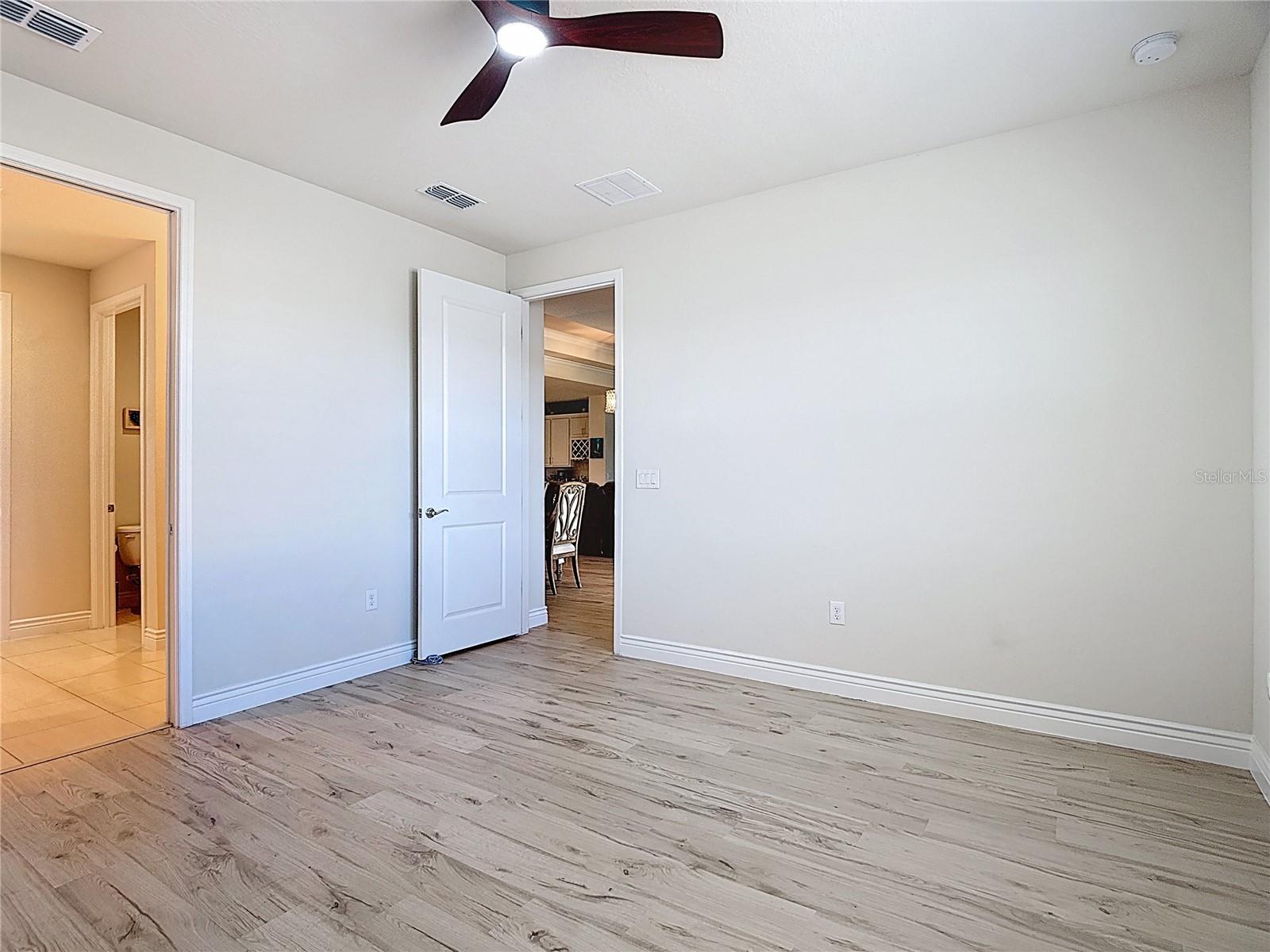 Image 27 of 78 For 6485 Shimmering Shores Lane