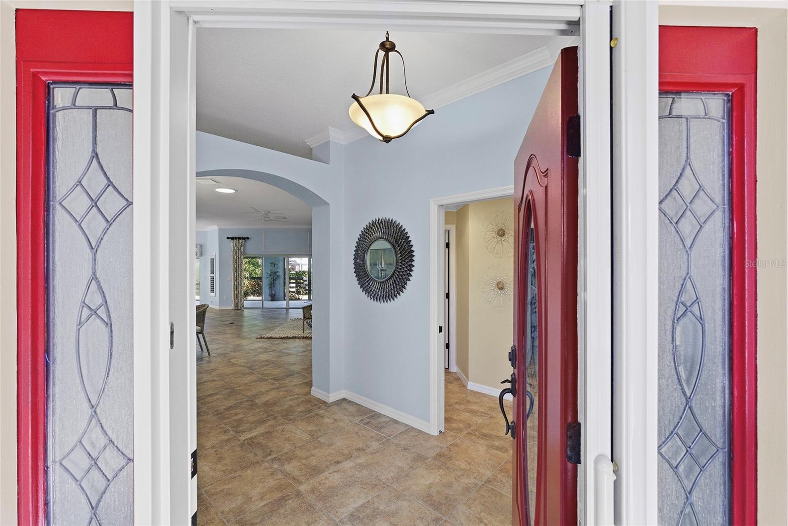 Listing photo id 3 for 1350 Centerville Place